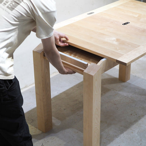 Burokku Extendable Table 三段伸縮枱