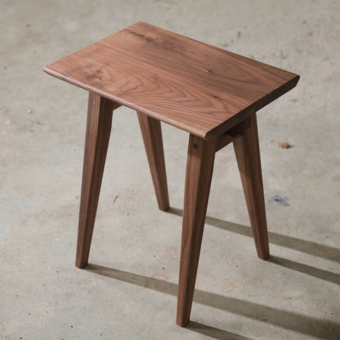 Burumu Torii Stool 鳥居櫈