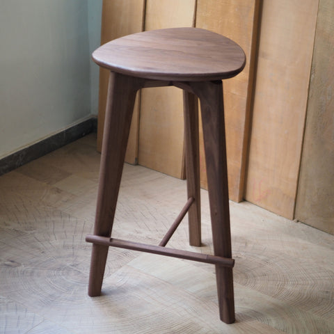 Burumu Kani Bar Stool 實木吧枱櫈/高櫈