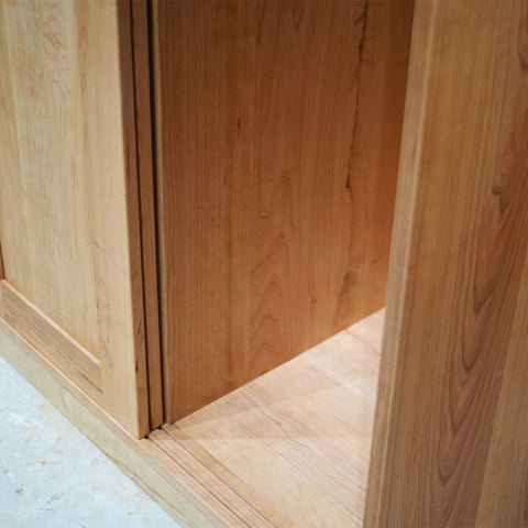 Solid Wood Wardrobe 訂製實木衣櫃