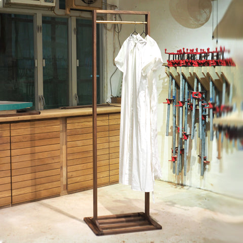 Burumu Clothes Rack 黑胡桃木掛衣杆