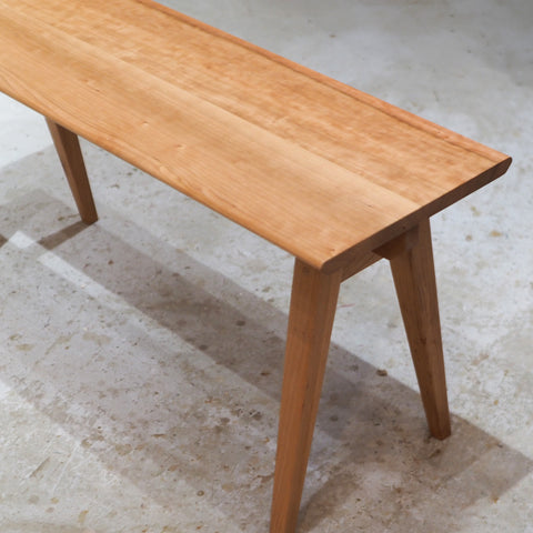 Burumu Torii Bench 鳥居長櫈