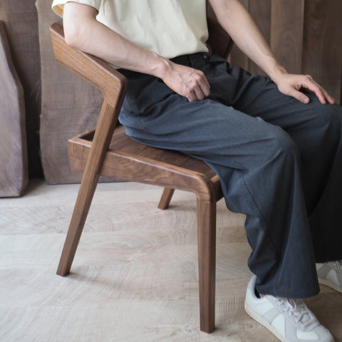 Burumu Kani Chair 實木椅子