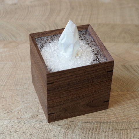 Burumu Tissue Cube 實木海棠花卷裝紙巾盒