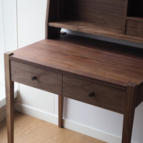 Burumu Writing Desk 黑胡桃木書枱